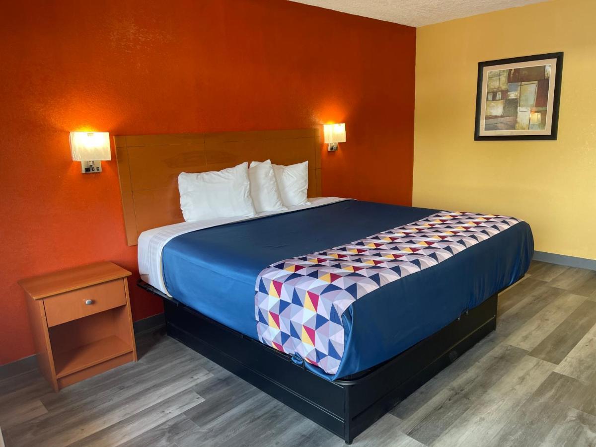 Economy Inn הוט ספרינגס מראה חיצוני תמונה