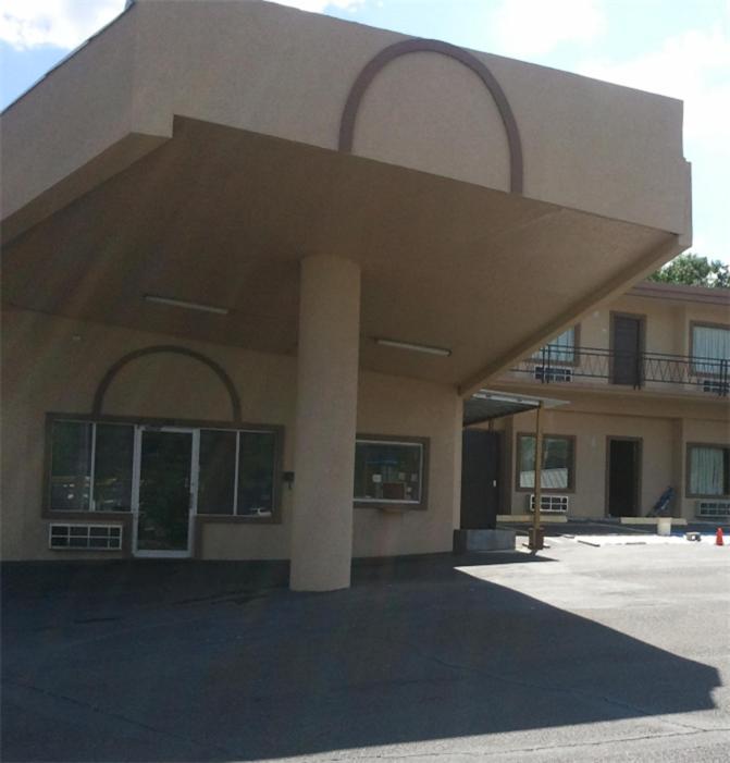 Economy Inn הוט ספרינגס מראה חיצוני תמונה